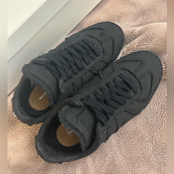 MAISON MARGIELA
Black Replica Espadrilles - Picture 5 of 6